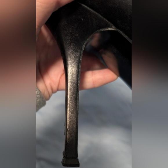 YSL Yves Saint Laurent Black Ankle Boots With Original Box - Picture 15 of 16